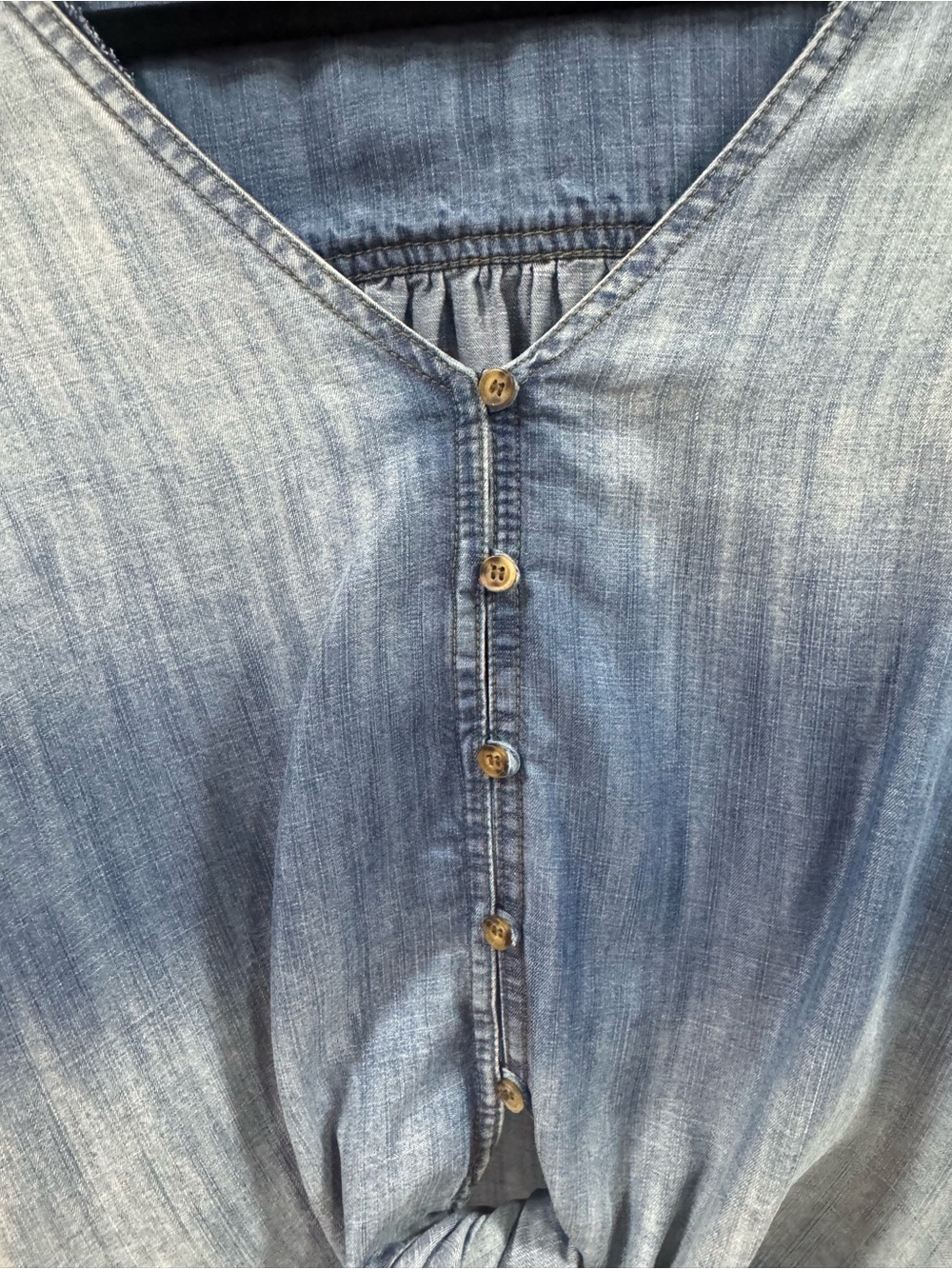 Bella Dahl Chambray Tie Front Top Size M | Soft Denim Blouse Casual Chic - Picture 6 of 8